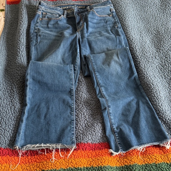 AE High Rise Skinny Kick - Picture 2 of 7